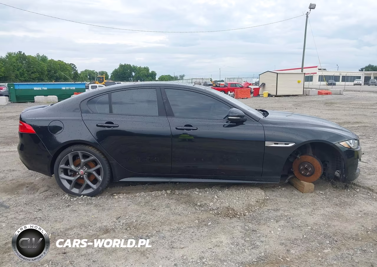 2017 Jaguar Xe 35T R-Sport VIN:SAJAF4BVXHA961344 - 14