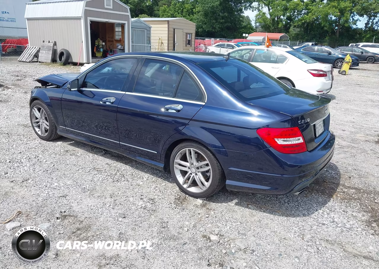 2014 Mercedes-Benz C 250 Sport VIN:WDDGF4HB6EG238448 - 3
