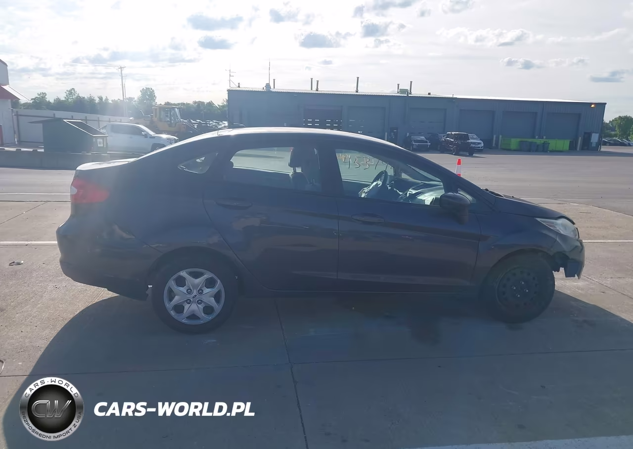 2013 Ford Fiesta S VIN:3FADP4AJ2DM149921 - 14