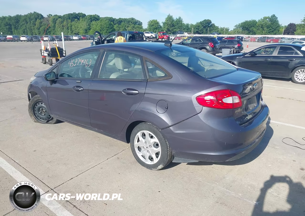 2013 Ford Fiesta S VIN:3FADP4AJ2DM149921 - 3