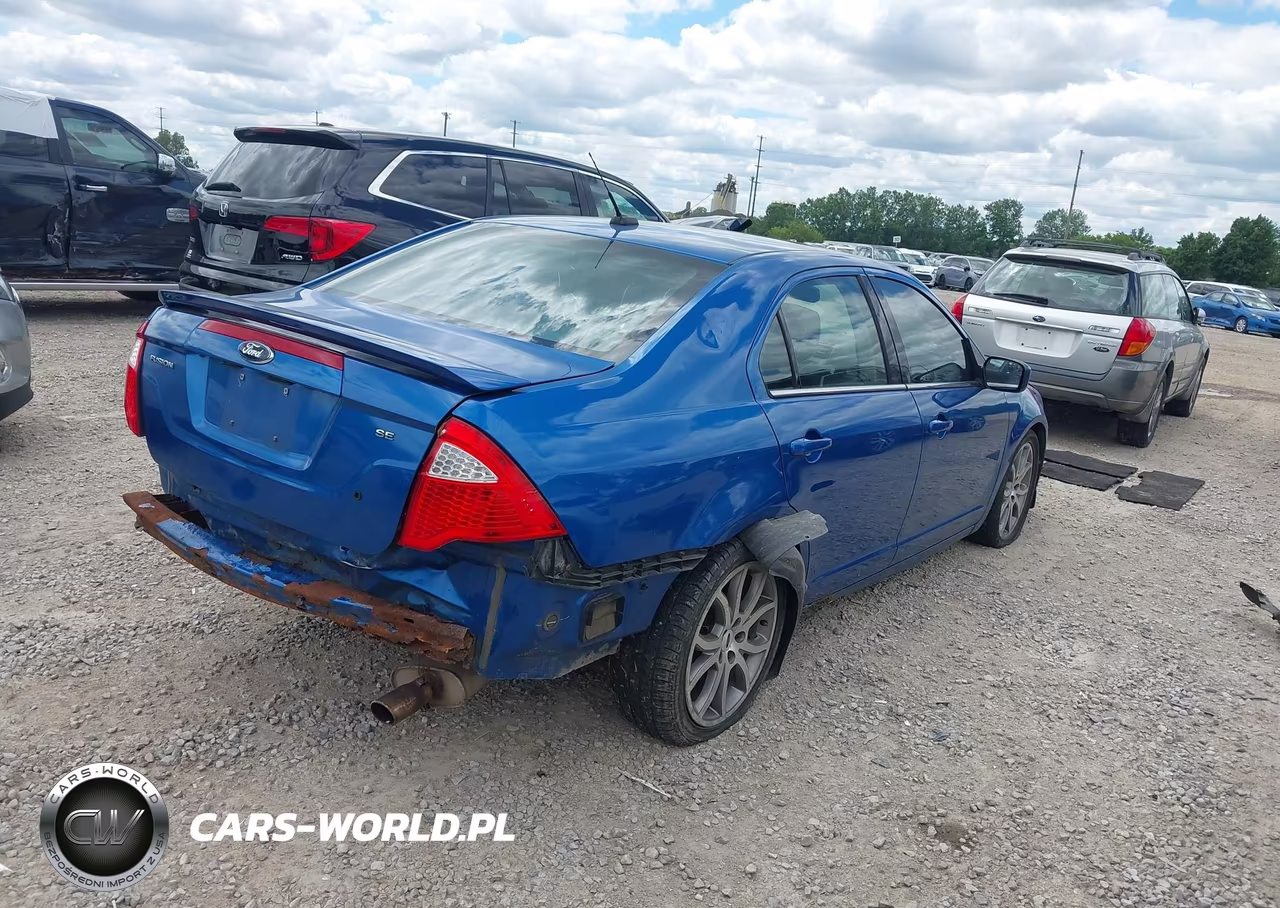 2012 Ford Fusion Se VIN:3FAHP0HA4CR309704 - 4