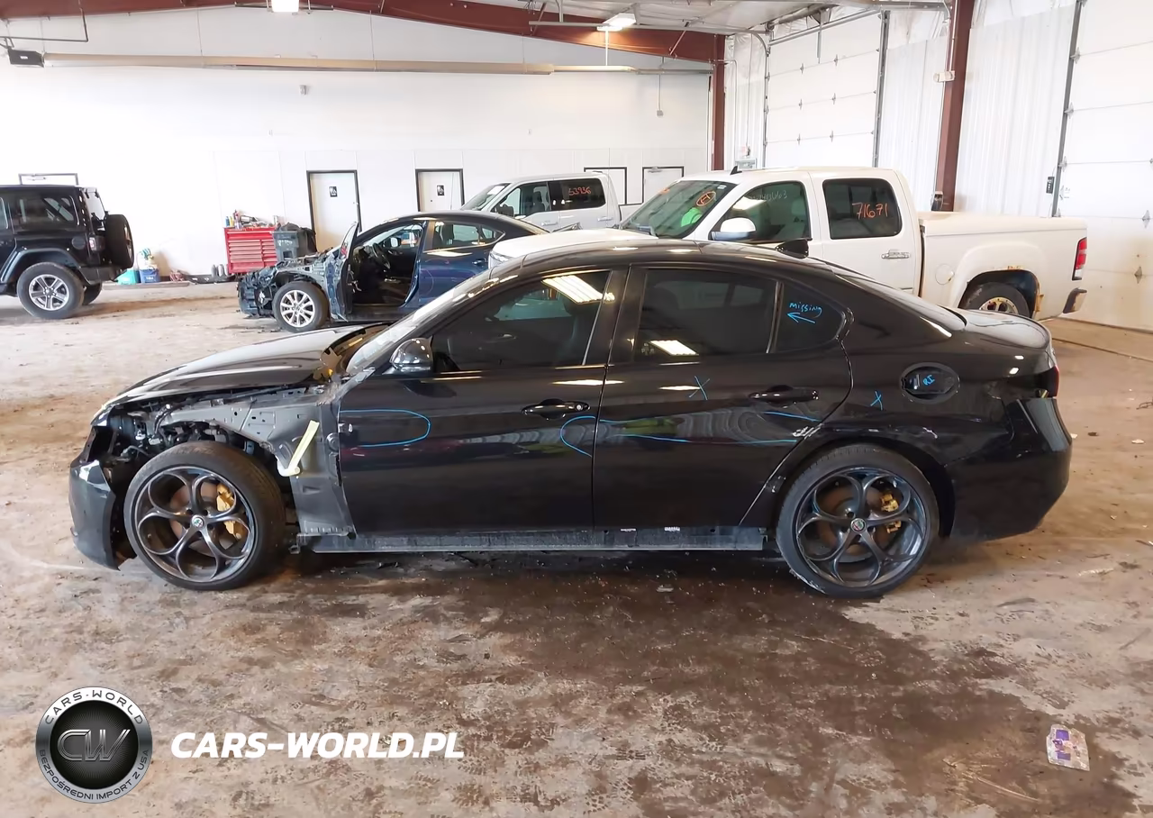 2018 Alfa Romeo Giulia Ti Sport Awd VIN:ZARFAEEN5J7592406 - 14