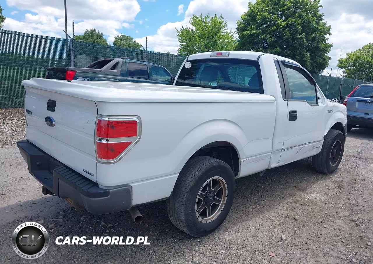 2014 Ford F-150 Xl VIN:1FTMF1CM5EFD03820 - 4