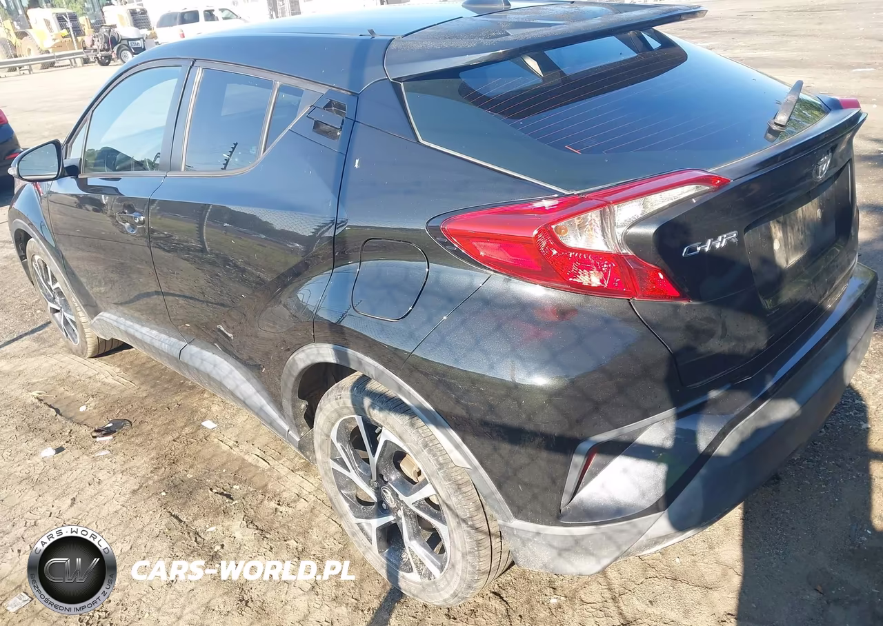 2018 Toyota C-Hr Xle VIN:NMTKHMBX1JR020144 - 3