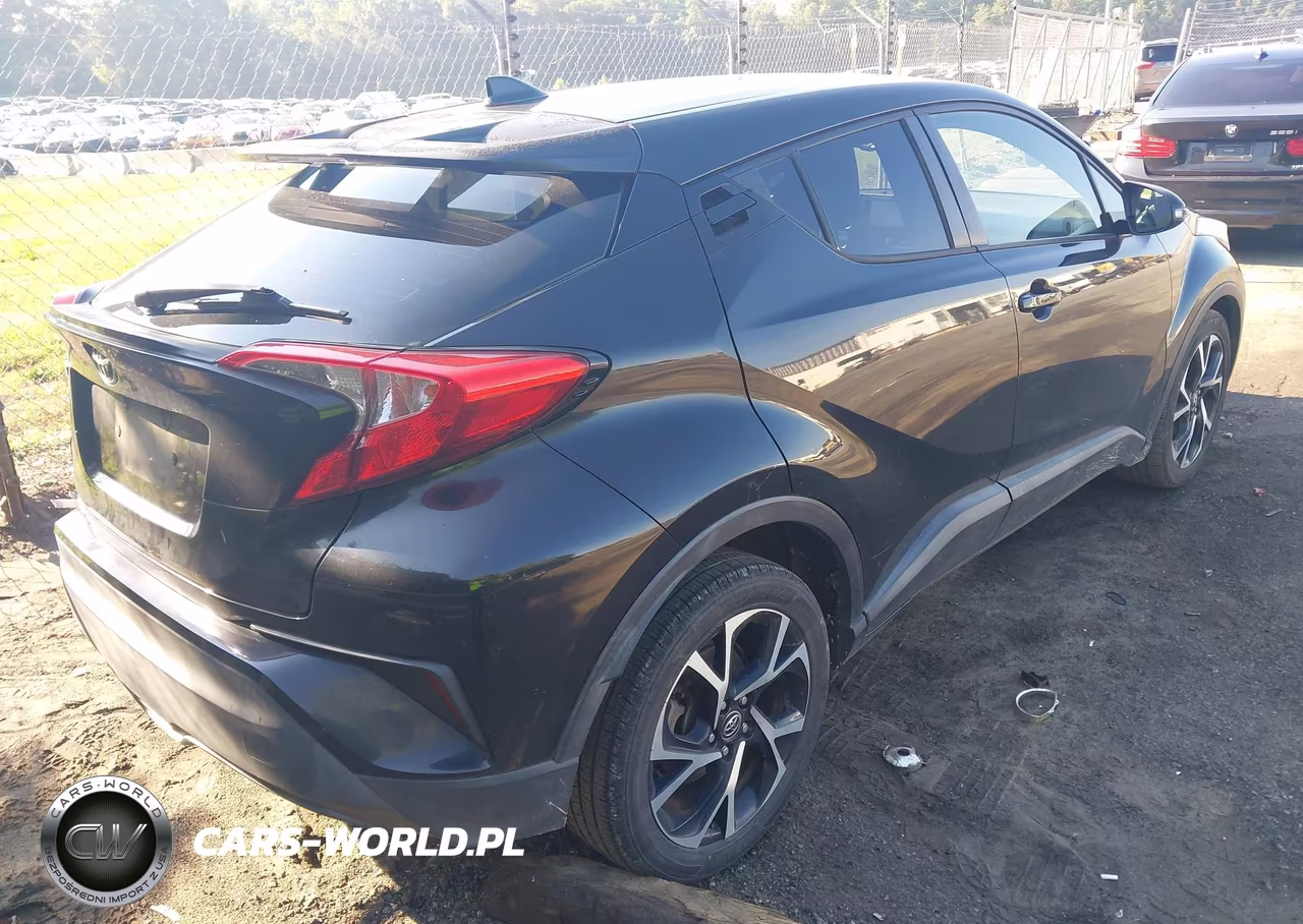 2018 Toyota C-Hr Xle VIN:NMTKHMBX1JR020144 - 4