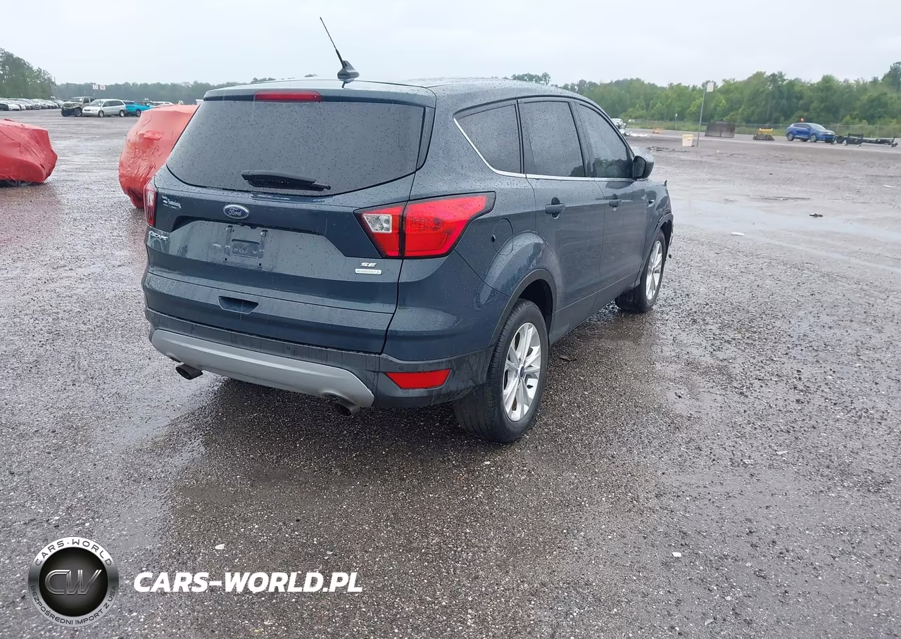 2019 Ford Escape Se VIN:1FMCU0GD9KUB12975 - 4