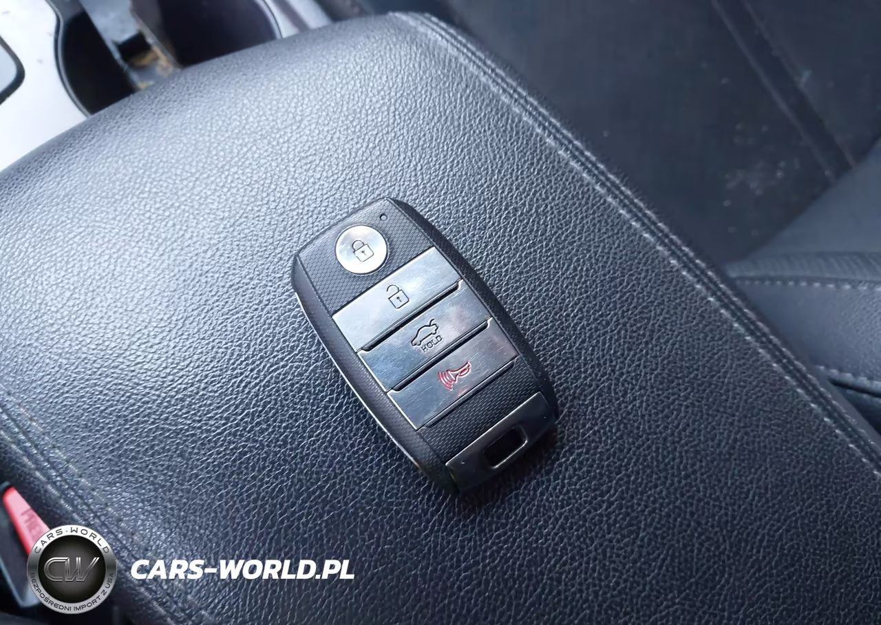 2020 Kia Optima Se VIN:5XXGT4L37LG439055 - 11