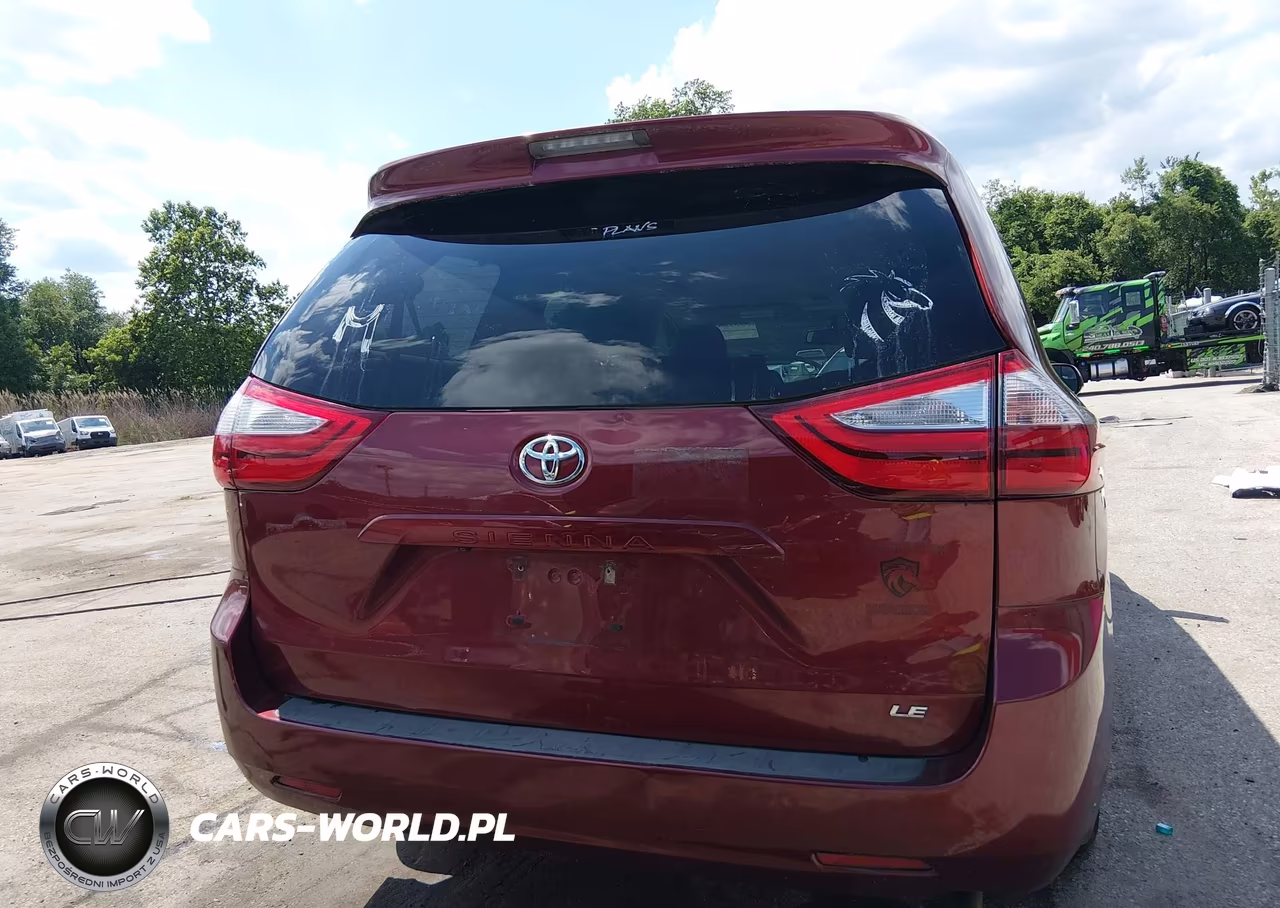 2015 Toyota Sienna Le 8 Passenger VIN:5TDKK3DC4FS661240 - 16