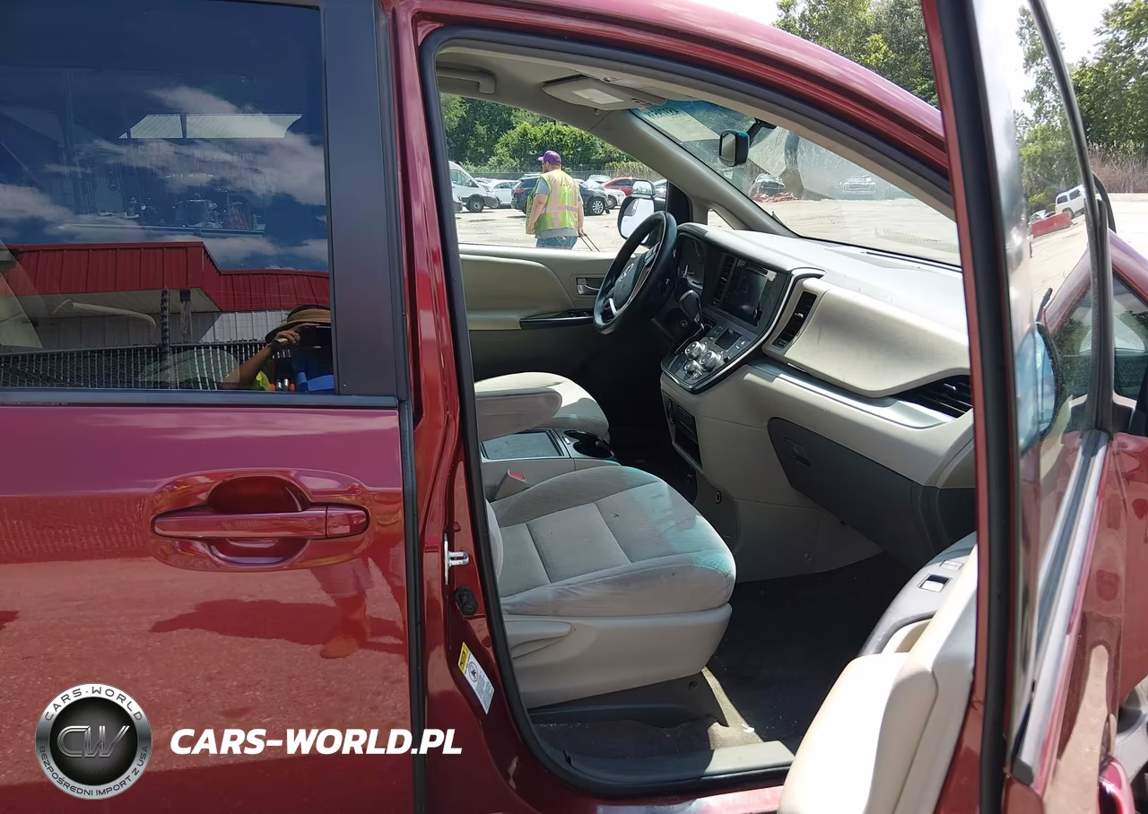 2015 Toyota Sienna Le 8 Passenger VIN:5TDKK3DC4FS661240 - 5