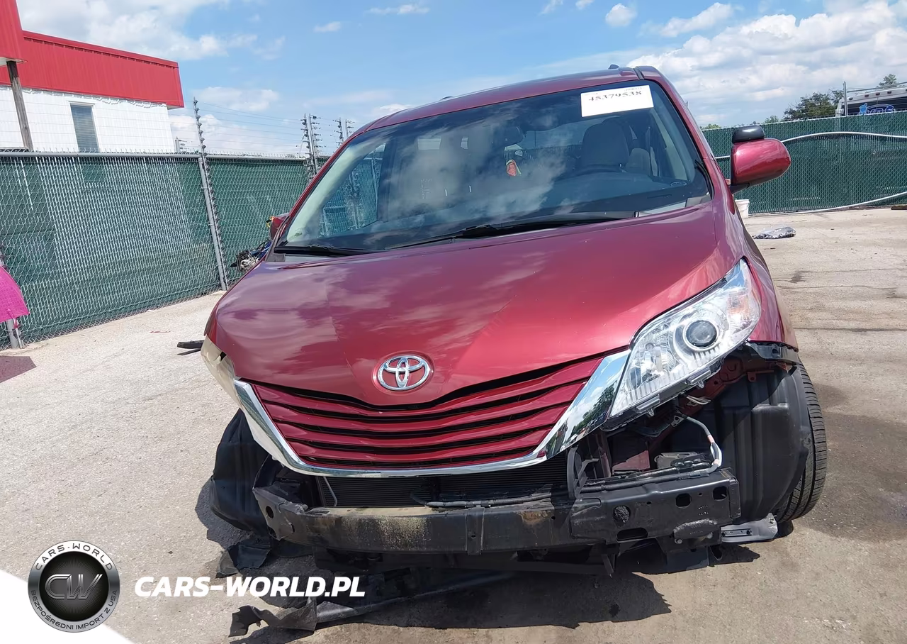 2015 Toyota Sienna Le 8 Passenger VIN:5TDKK3DC4FS661240 - 6