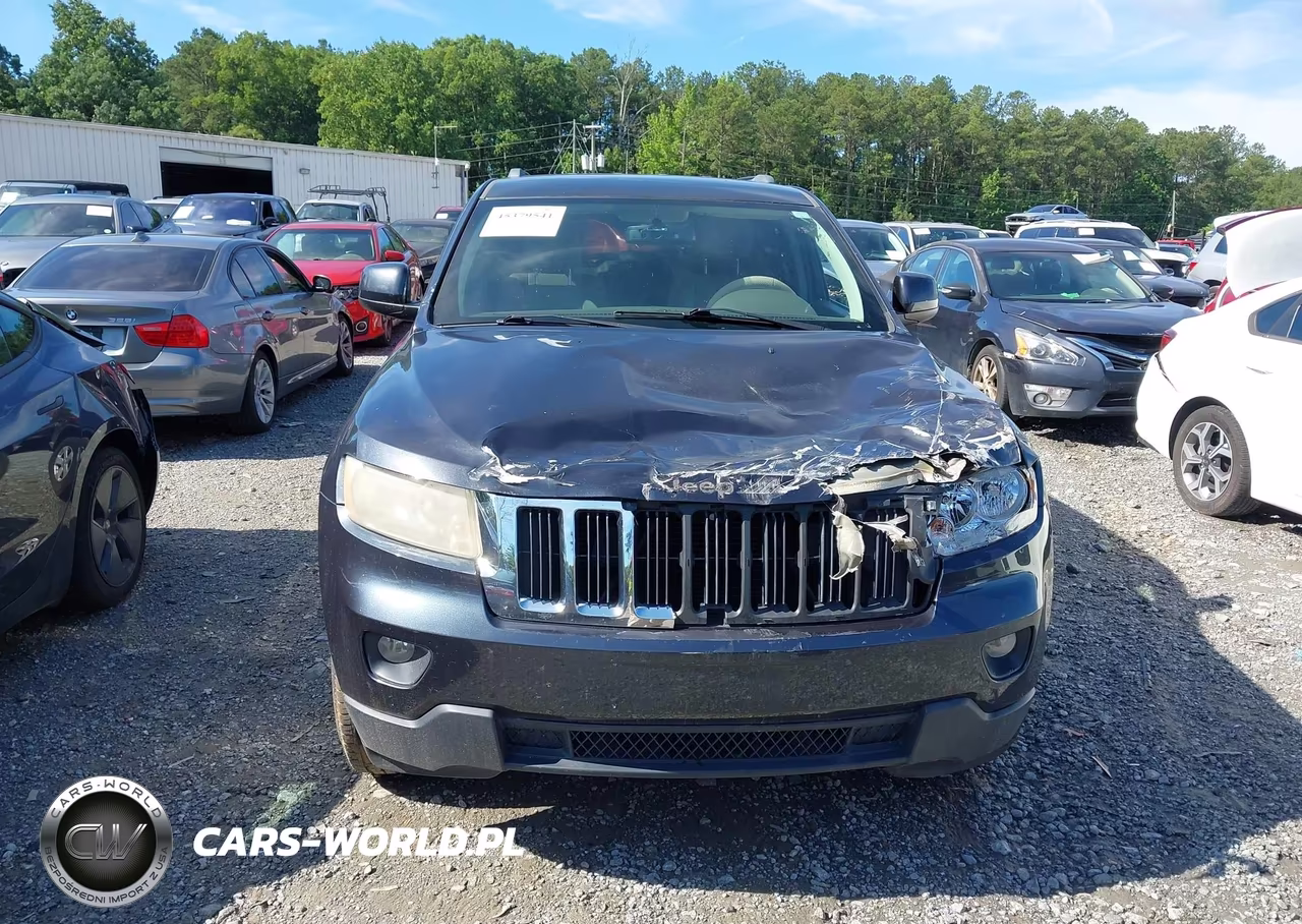 2013 Jeep Grand Cherokee Laredo VIN:1C4RJEAG1DC643345 - 12