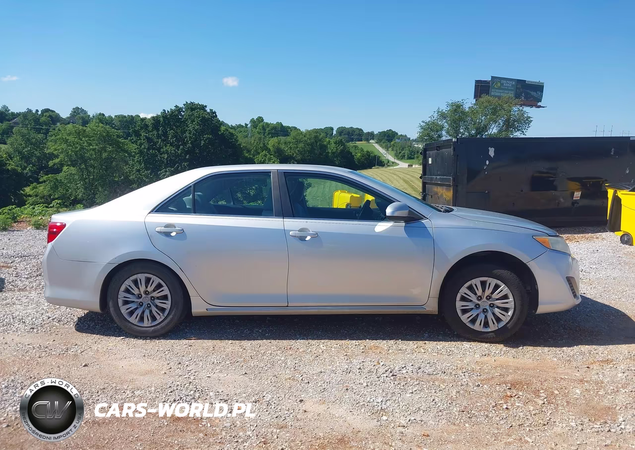 2012 Toyota Camry Le VIN:4T4BF1FK6CR242215 - 13