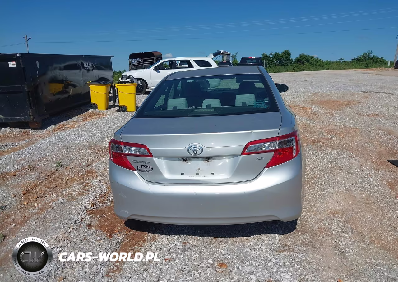 2012 Toyota Camry Le VIN:4T4BF1FK6CR242215 - 16