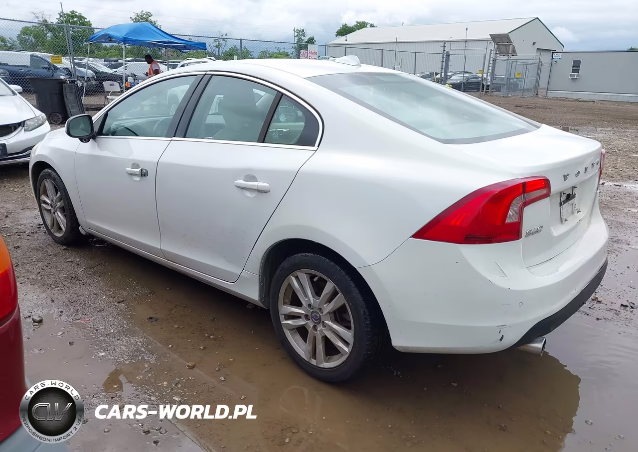 2013 Volvo S60 T5 VIN:YV1612FS8D1216314 - 3