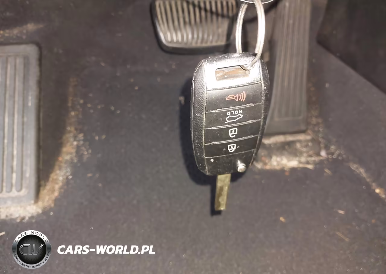 2019 Kia Sorento 2.4L L VIN:5XYPG4A30KG593866 - 11