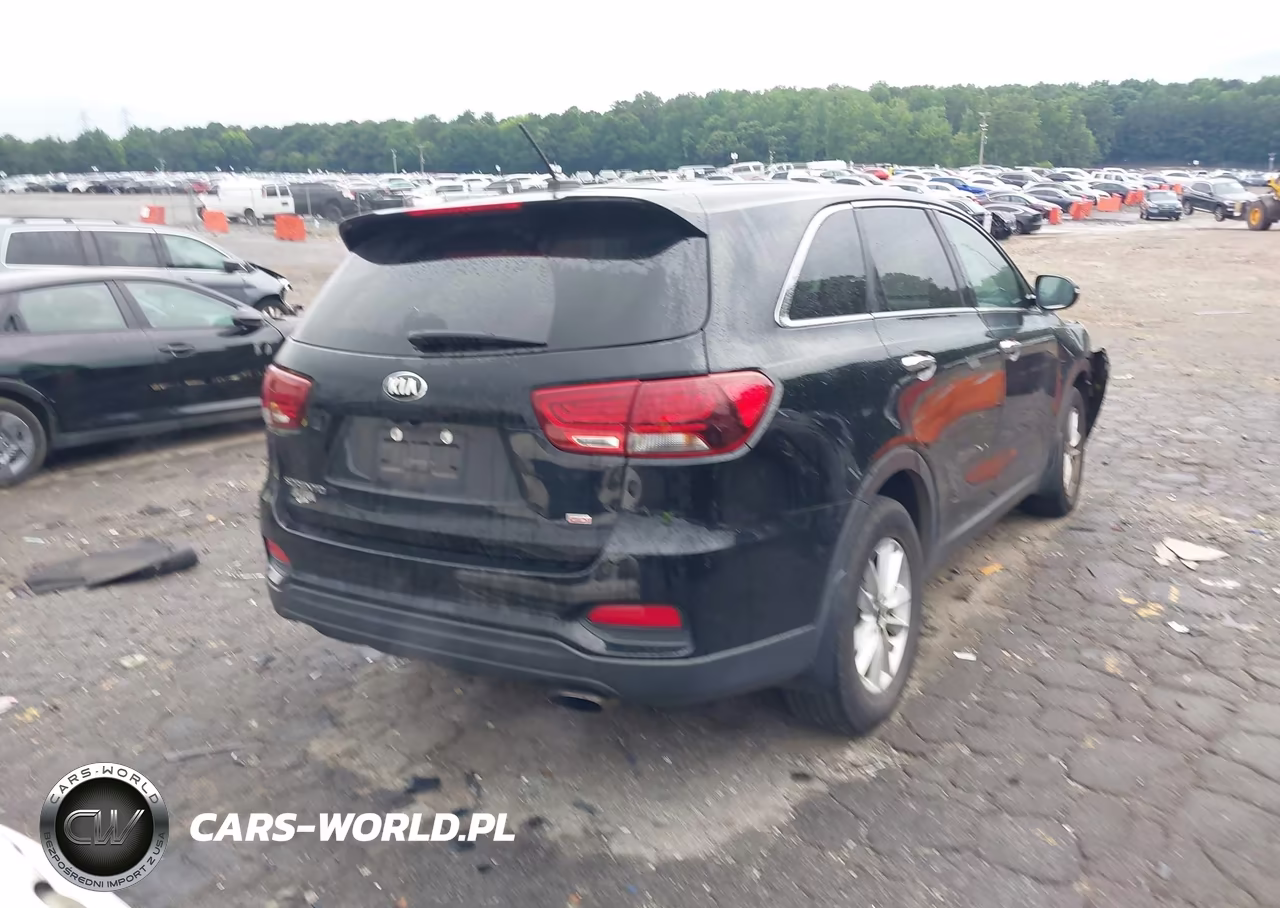 2019 Kia Sorento 2.4L L VIN:5XYPG4A30KG593866 - 4