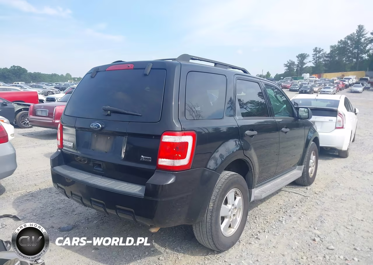 2010 Ford Escape Xlt VIN:1FMCU0DGXAKA69255 - 4