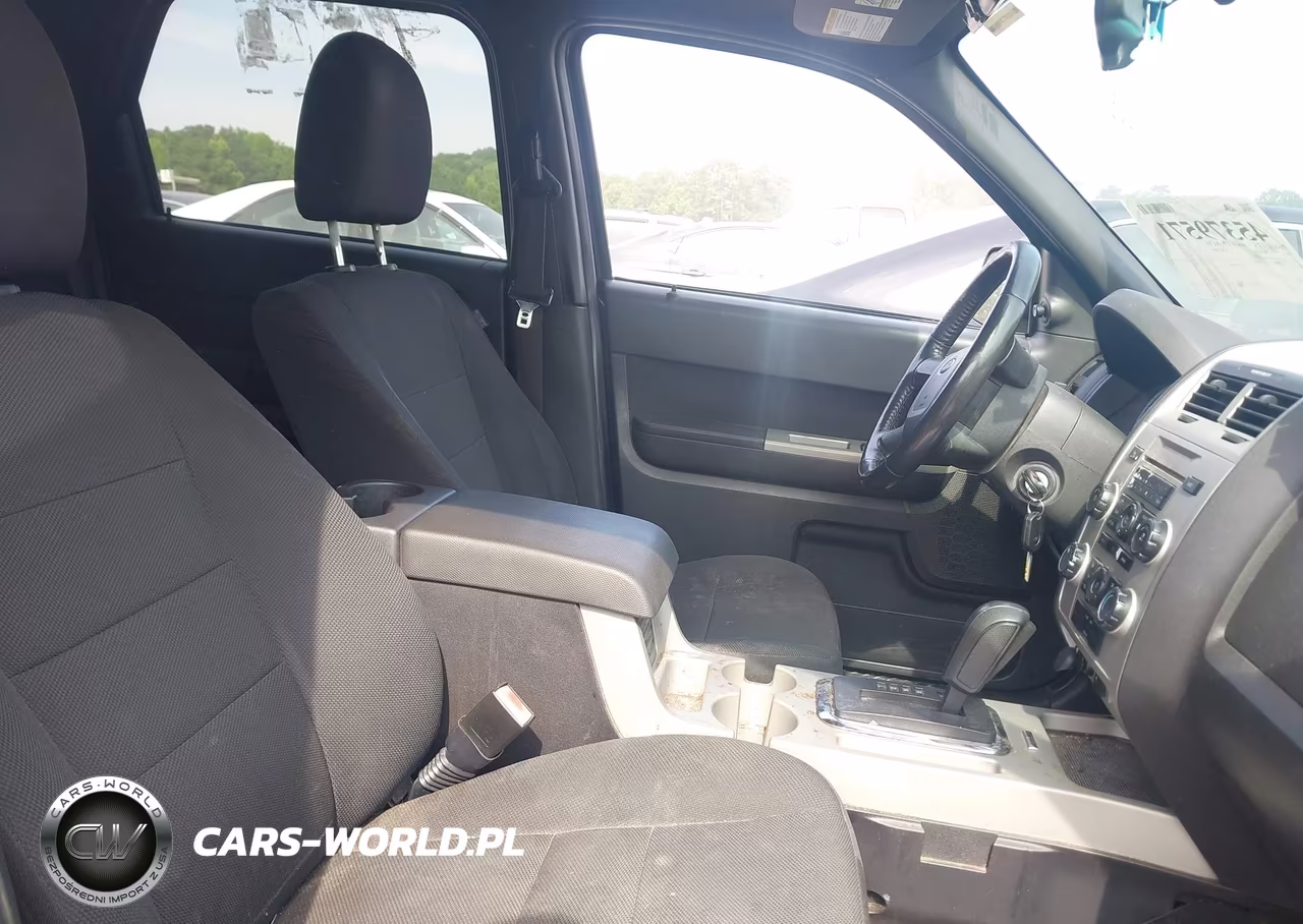 2010 Ford Escape Xlt VIN:1FMCU0DGXAKA69255 - 5