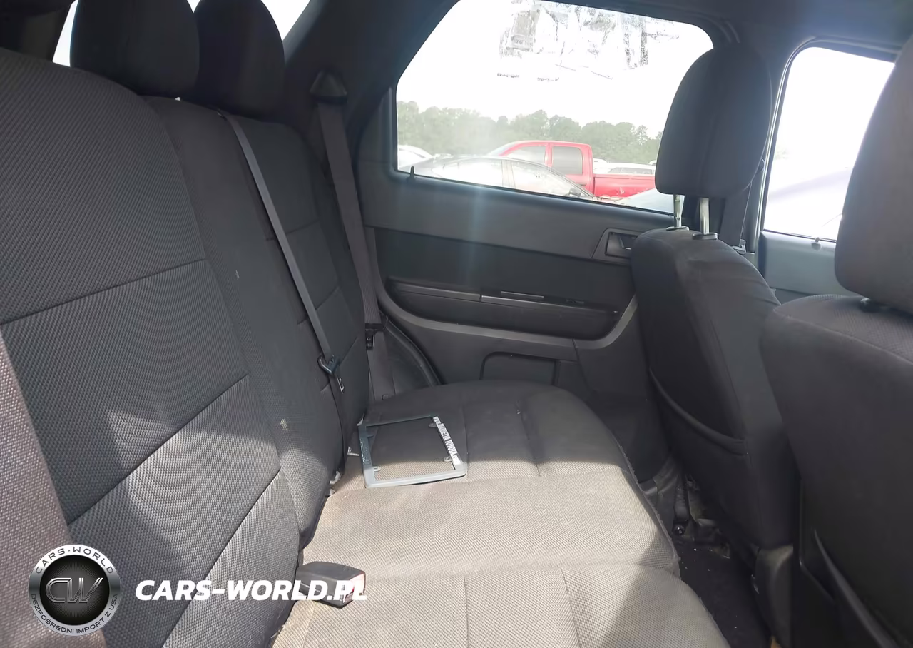 2010 Ford Escape Xlt VIN:1FMCU0DGXAKA69255 - 8