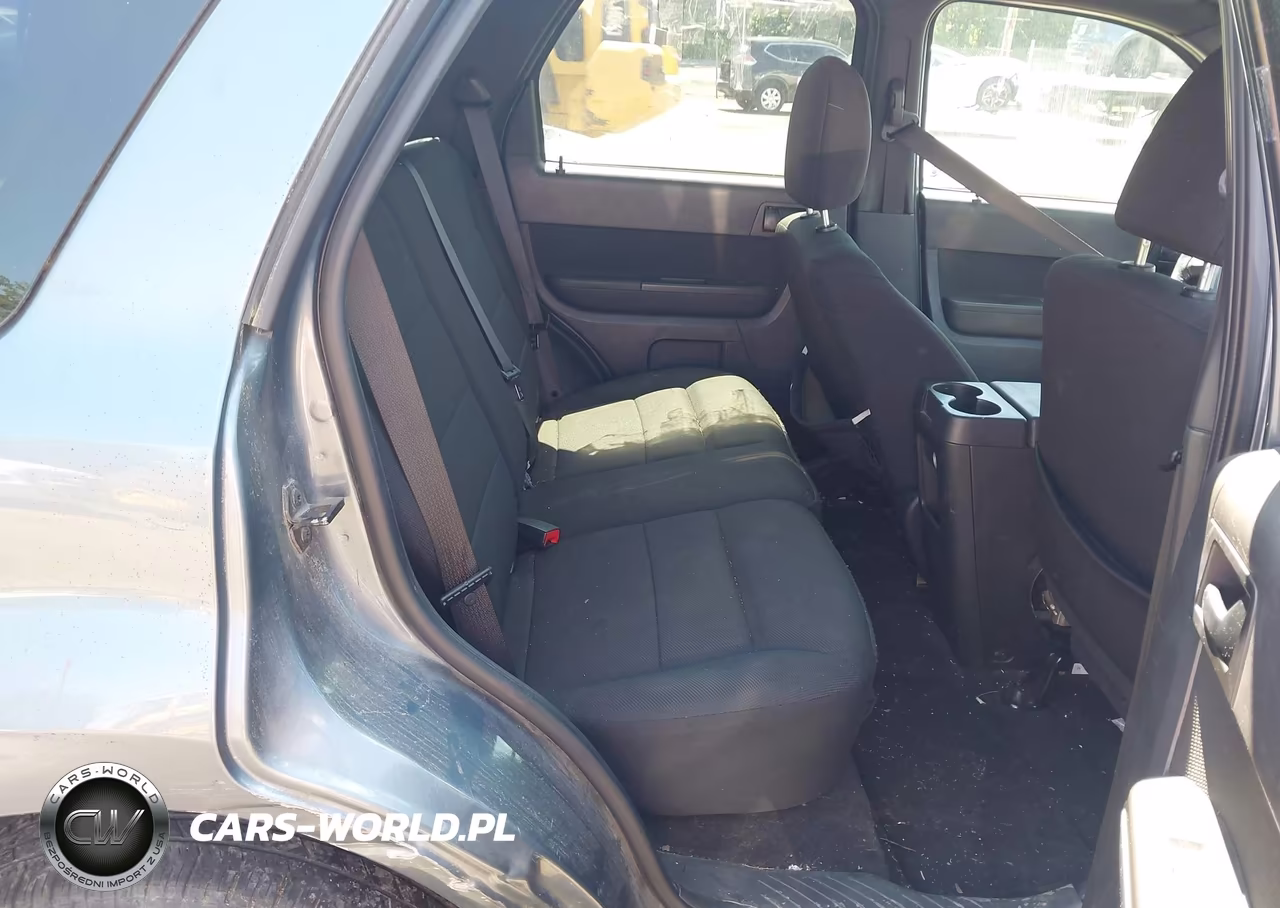 2010 Ford Escape Xlt VIN:1FMCU0D74AKA53407 - 8