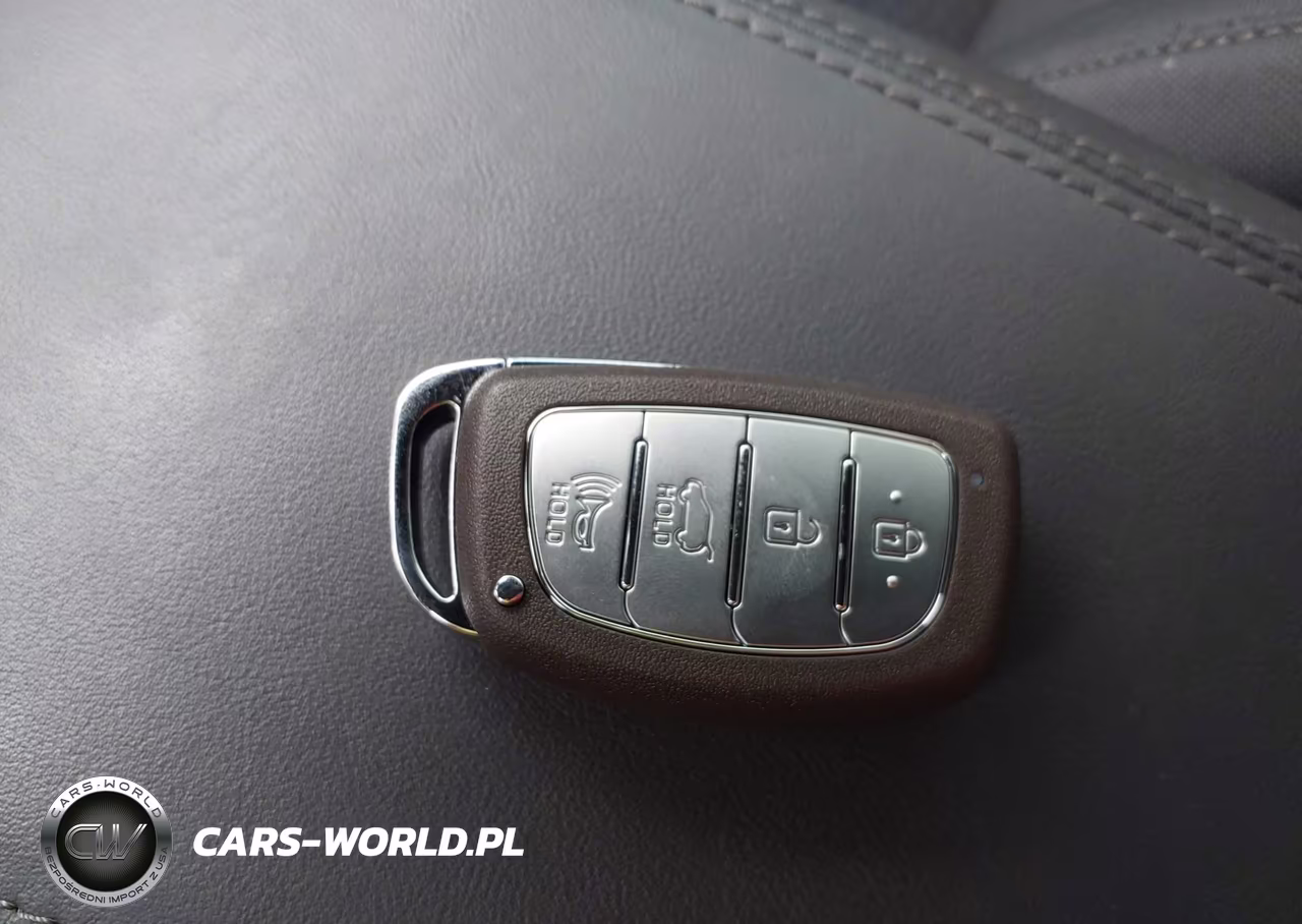 2019 Hyundai Tucson Value VIN:KM8J33A40KU059197 - 11