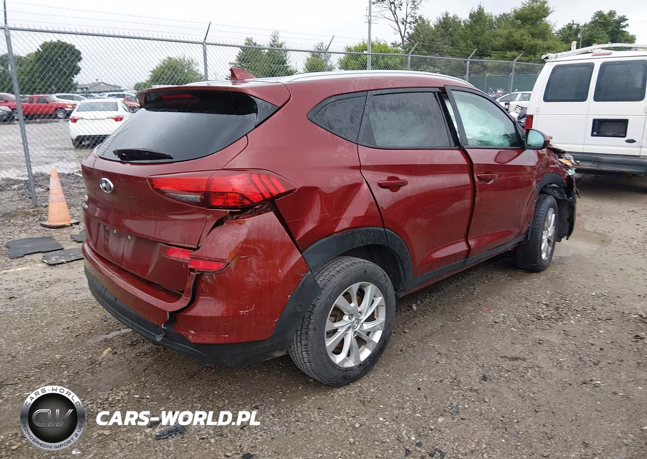 2019 Hyundai Tucson Value VIN:KM8J33A40KU059197 - 4