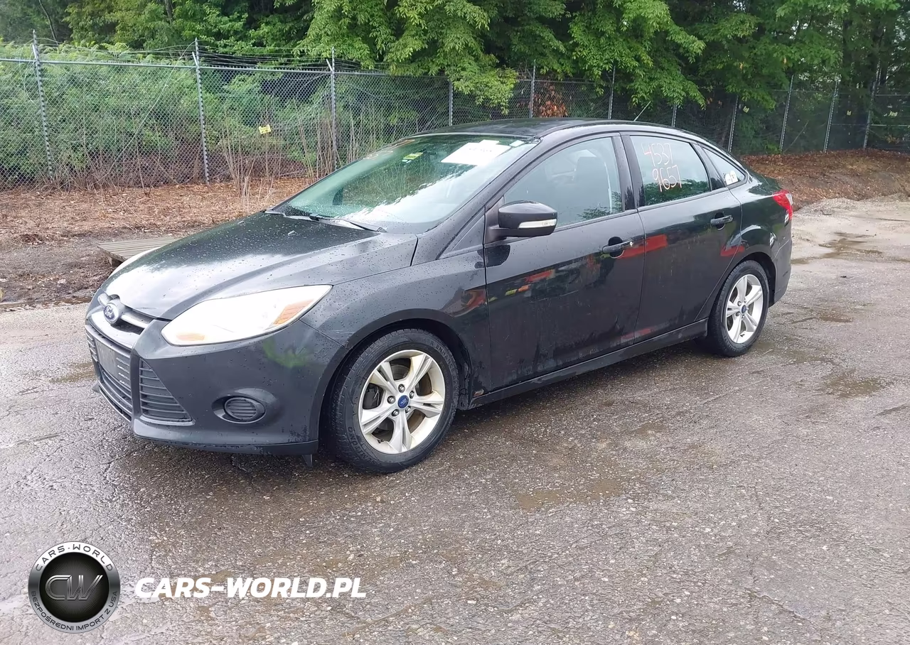 2014 Ford Focus Se VIN:1FADP3F2XEL415698 - 2