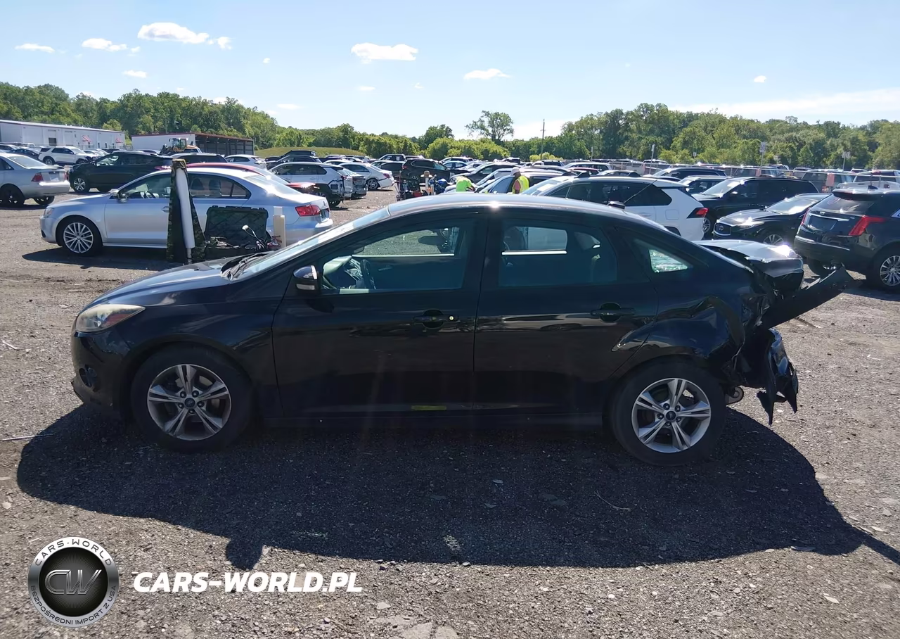 2014 Ford Focus Se VIN:1FADP3F23EL309044 - 14