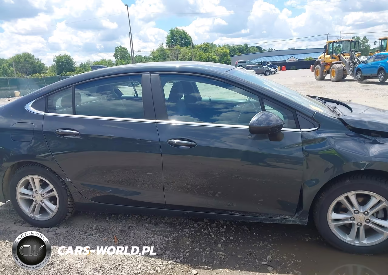 2018 Chevrolet Cruze Lt Auto VIN:1G1BE5SM1J7112055 - 13