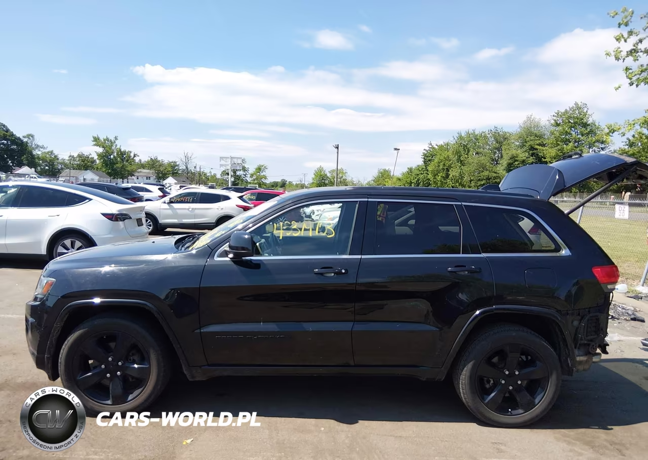 2015 Jeep Grand Cherokee Altitude VIN:1C4RJFAG7FC758587 - 15