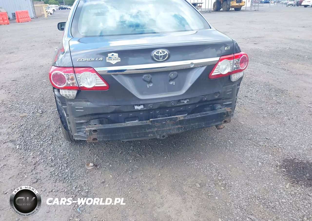 2013 Toyota Corolla Le VIN:5YFBU4EE2DP129815 - 6