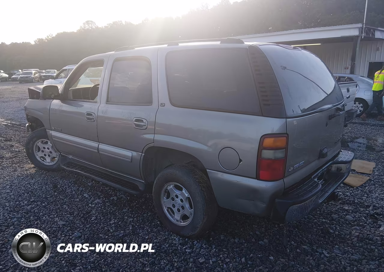 2003 Chevrolet Tahoe C1500 VIN:1GNEC13Z73J279143 - 3