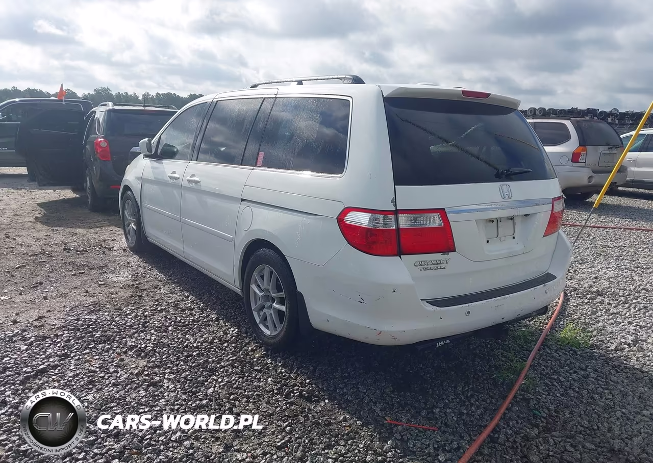2007 Honda Odyssey Touring VIN:5FNRL388X7B069395 - 3