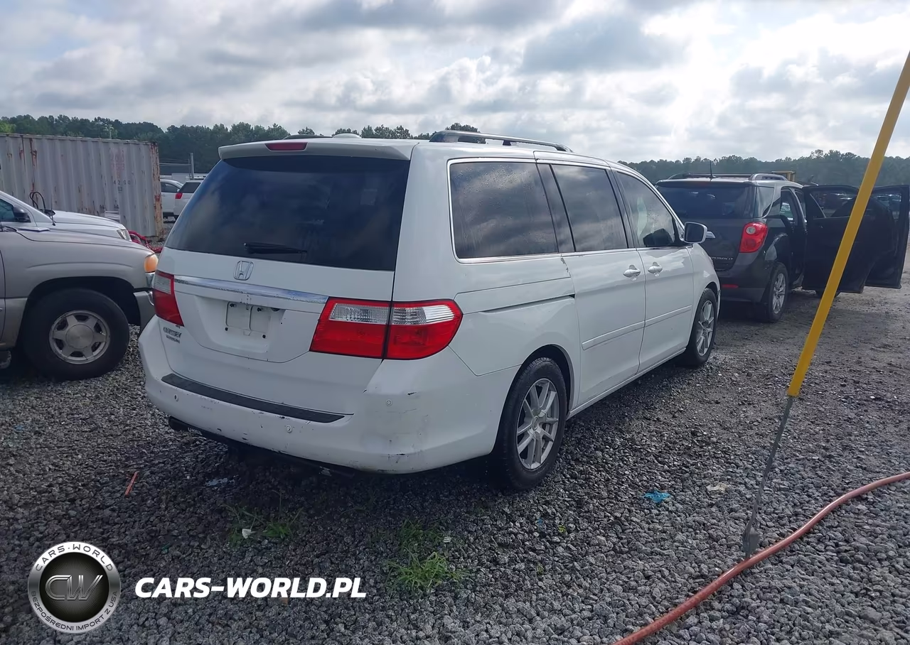 2007 Honda Odyssey Touring VIN:5FNRL388X7B069395 - 4