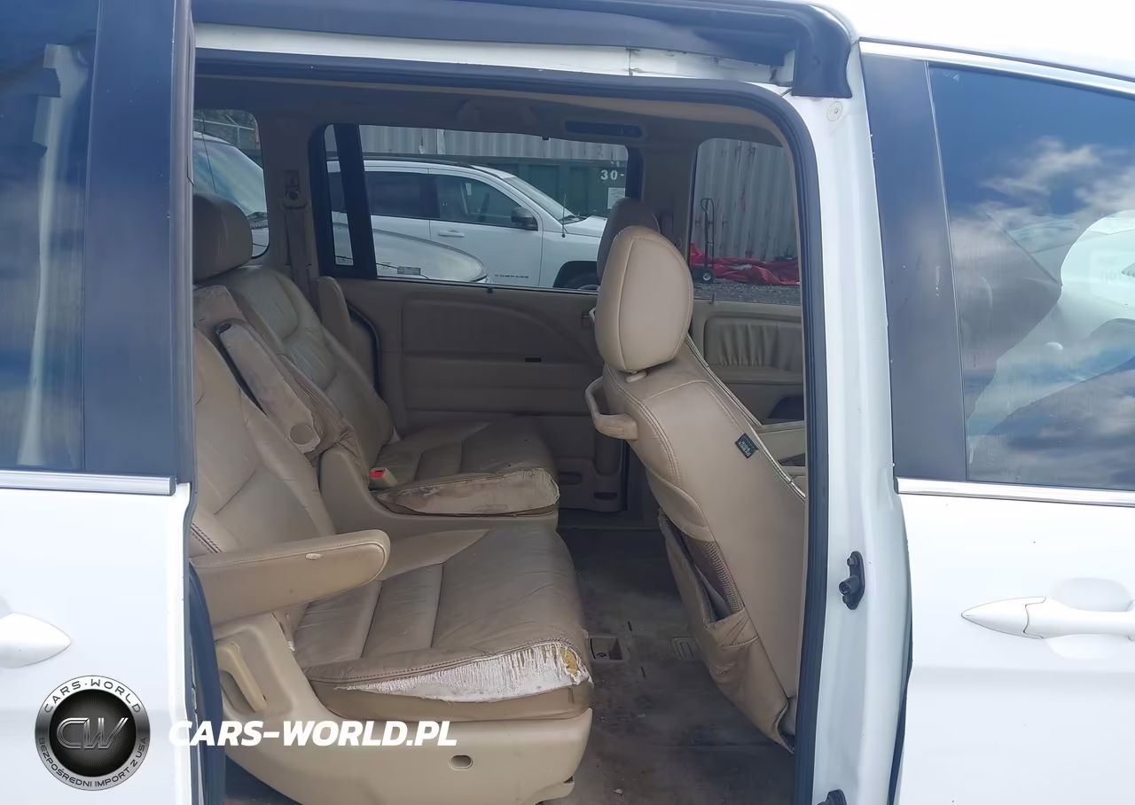 2007 Honda Odyssey Touring VIN:5FNRL388X7B069395 - 8