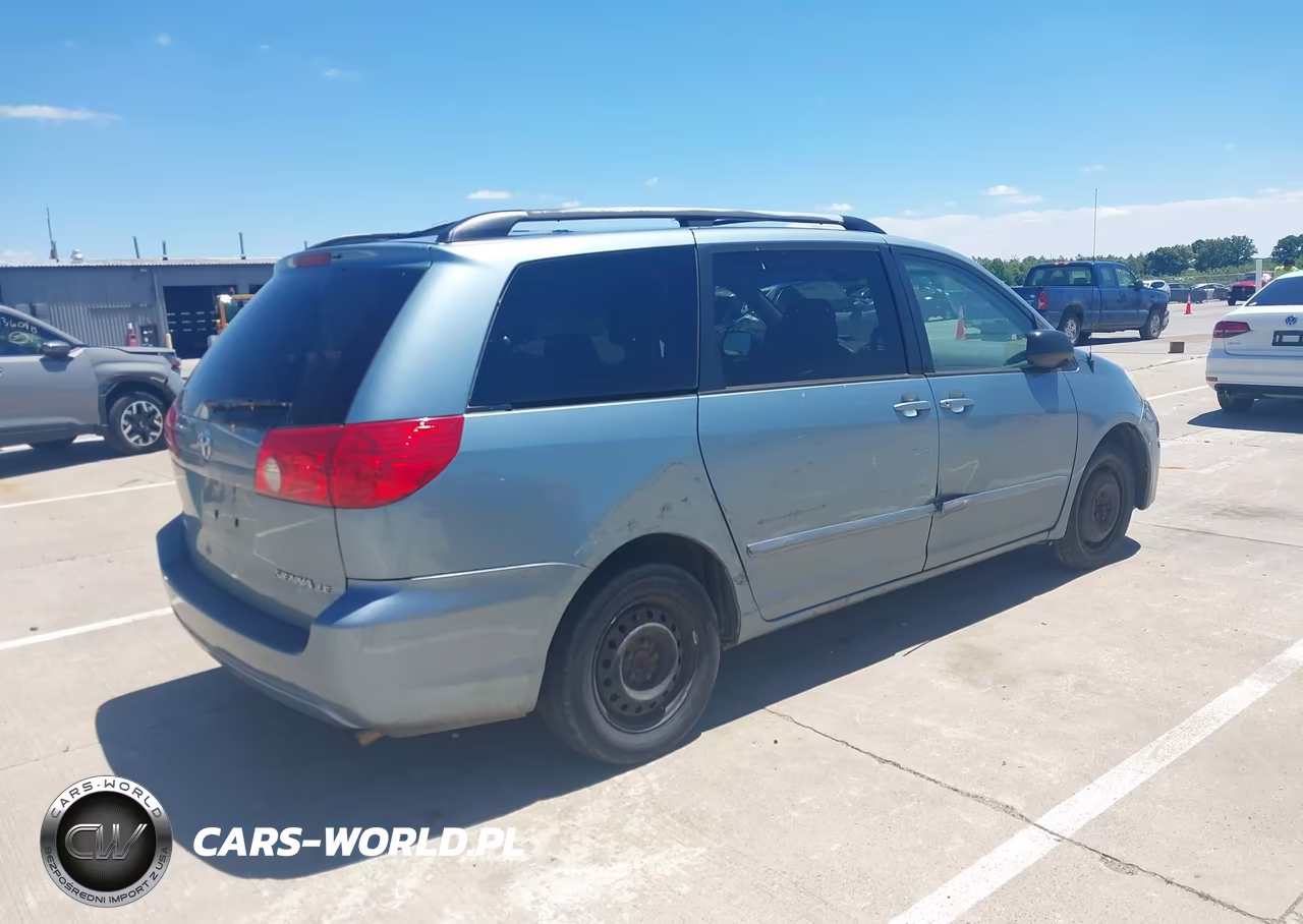 2009 Toyota Sienna Le VIN:5TDZK23C19S235374 - 4