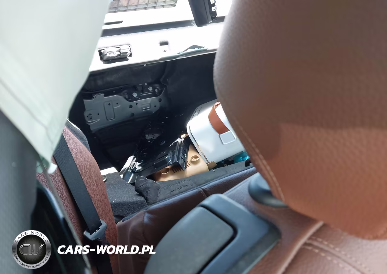 2015 BMW M235 VIN:WBA1J7C59FV358725 - 8