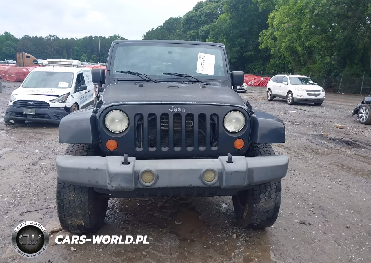 2007 Jeep Wrangler Unlimited Sahara VIN:1J4GB59177L150305 - 12