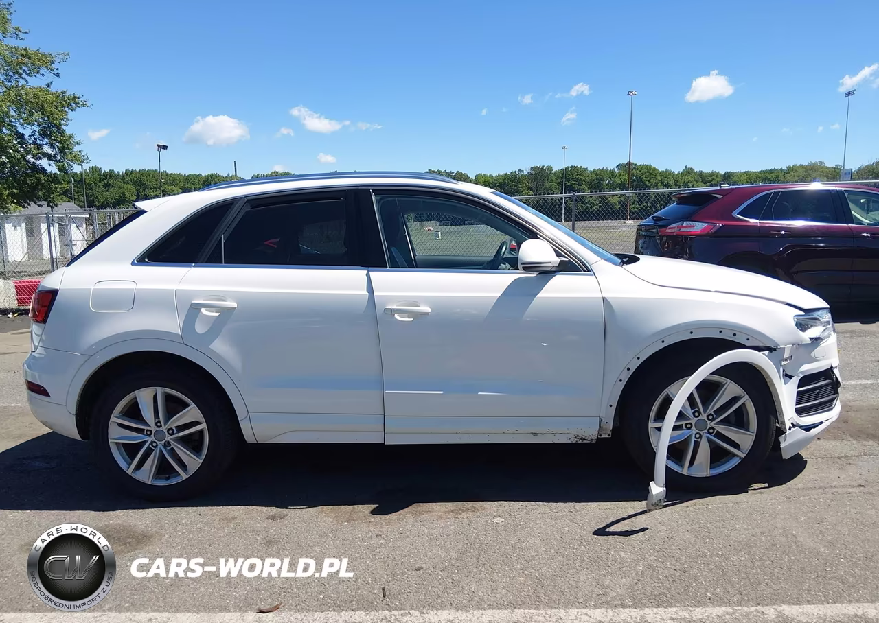 2016 Audi Q3 2.0T Premium Plus VIN:WA1EFCFS3GR009306 - 13