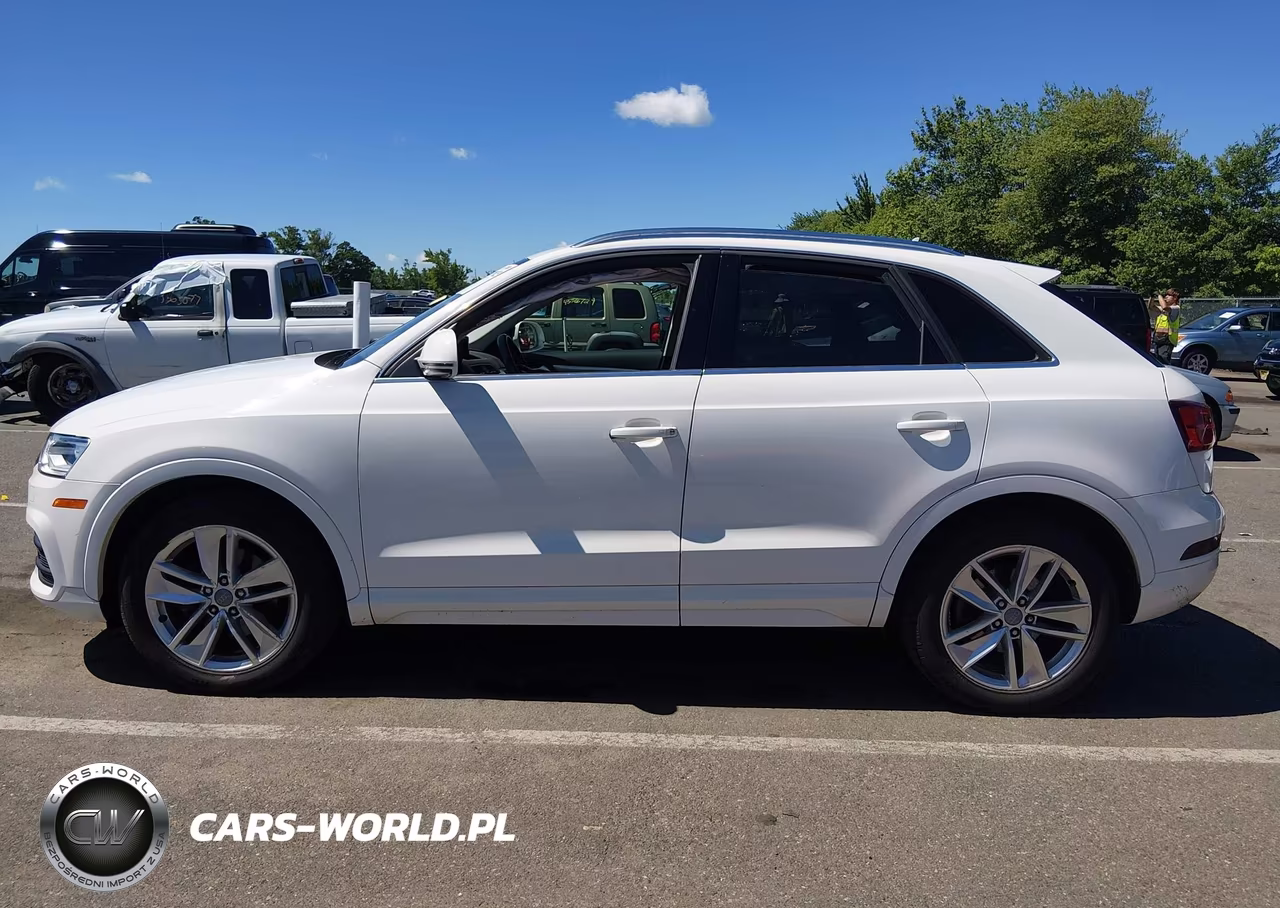 2016 Audi Q3 2.0T Premium Plus VIN:WA1EFCFS3GR009306 - 14