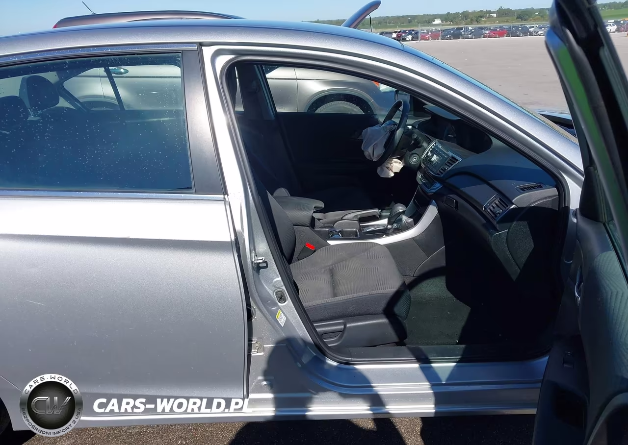 2015 Honda Accord Lx VIN:1HGCR2F31FA203208 - 5