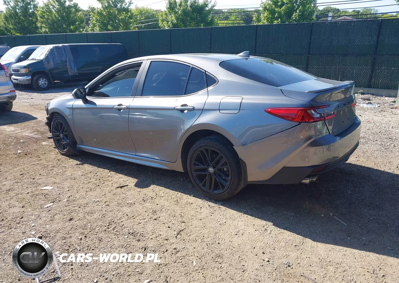 2025 Toyota Camry Se VIN:4T1DAACK4SU531033 - 3