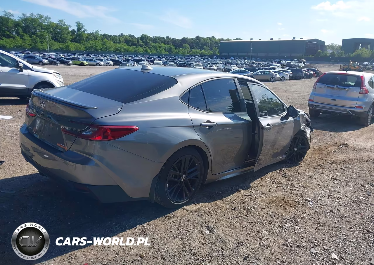 2025 Toyota Camry Se VIN:4T1DAACK4SU531033 - 4