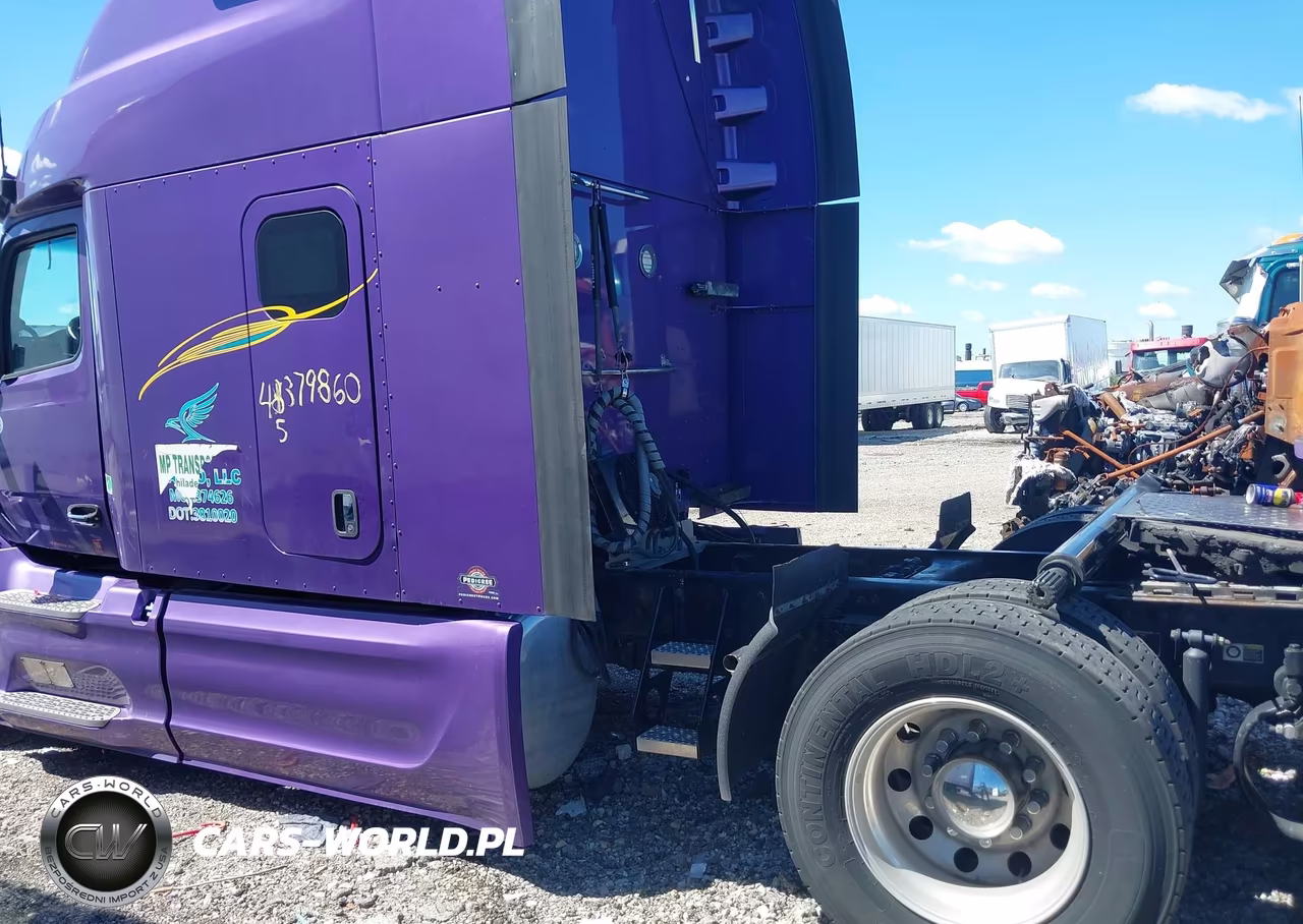2022 Peterbilt 579 VIN:1XPBDP9X5ND707969 - 17