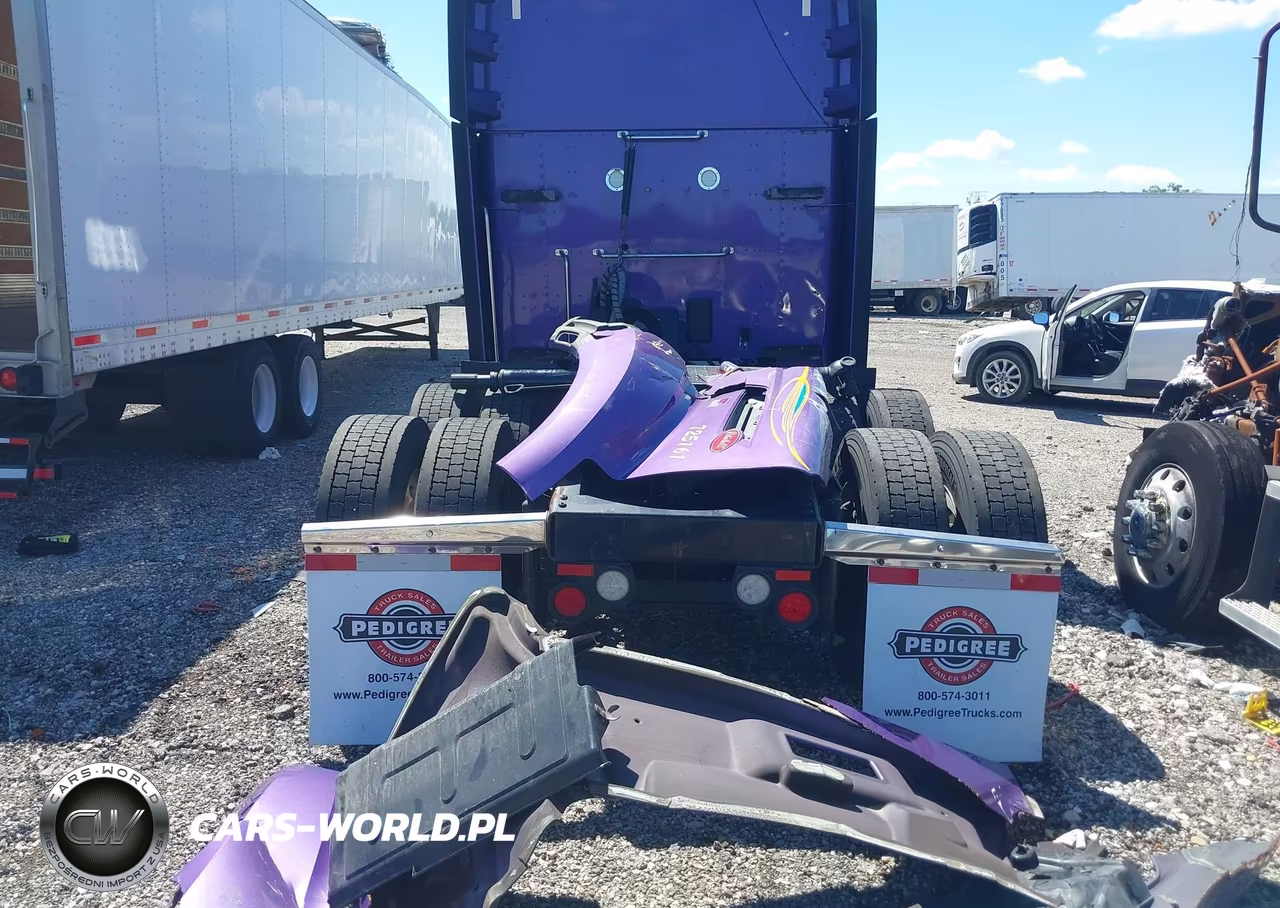2022 Peterbilt 579 VIN:1XPBDP9X5ND707969 - 18