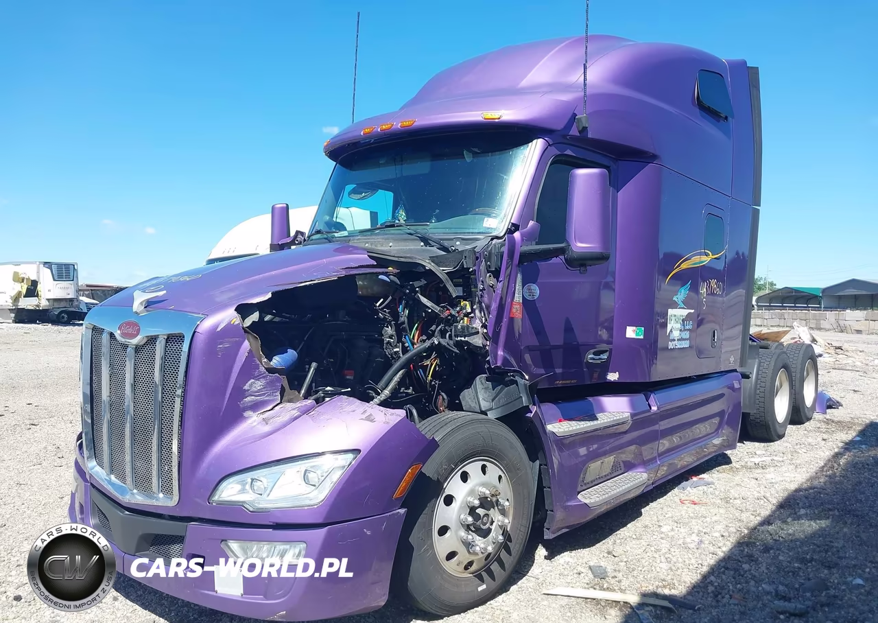 2022 Peterbilt 579 VIN:1XPBDP9X5ND707969 - 2