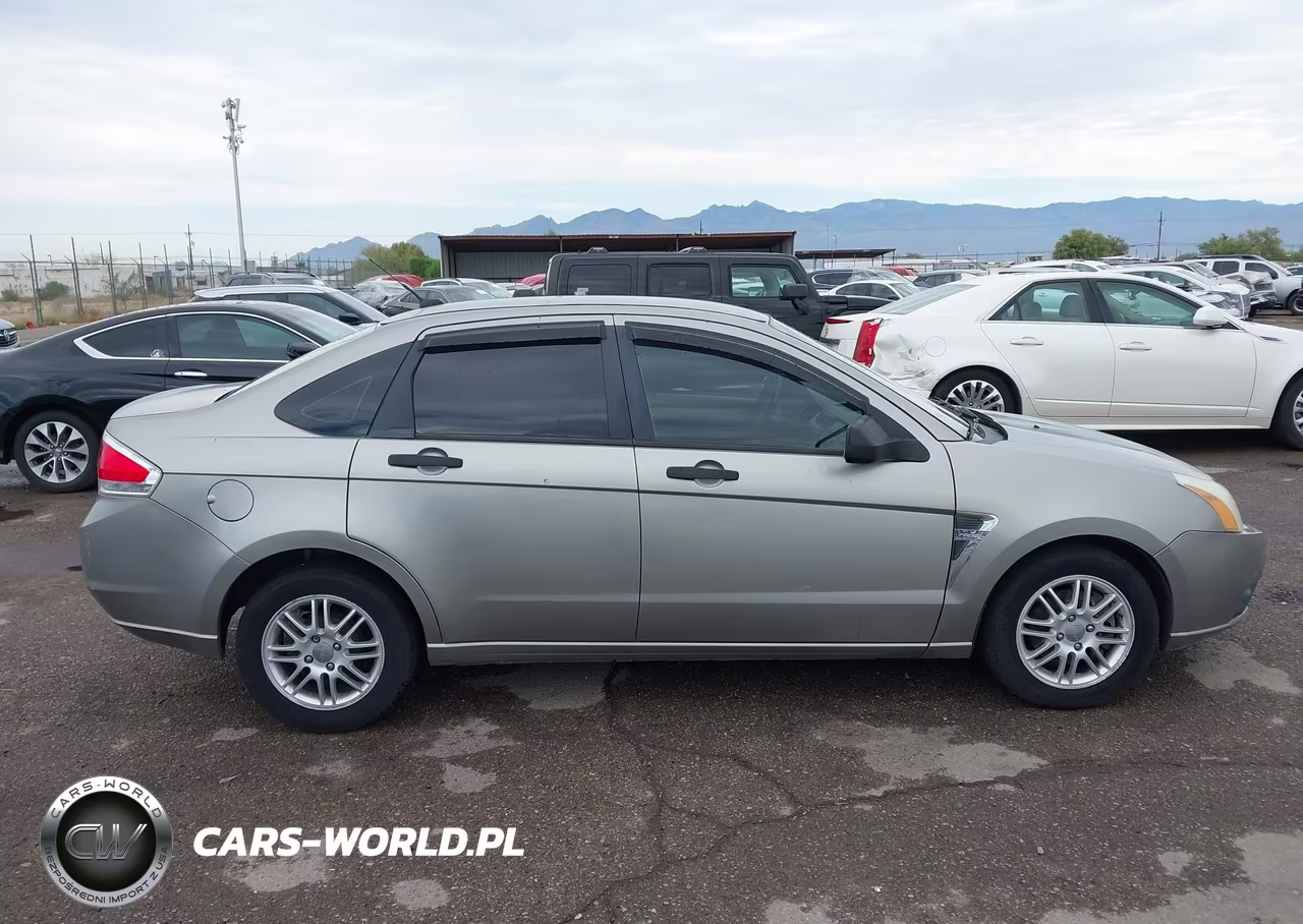 2008 Ford Focus Se VIN:1FAHP35N38W115484 - 13