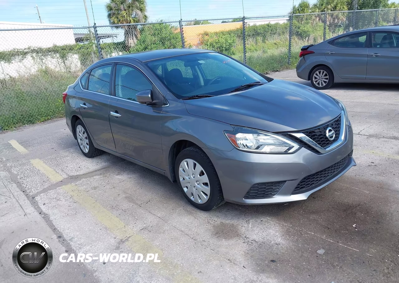 2017 Nissan Sentra S – zdjęcie 1 z 11