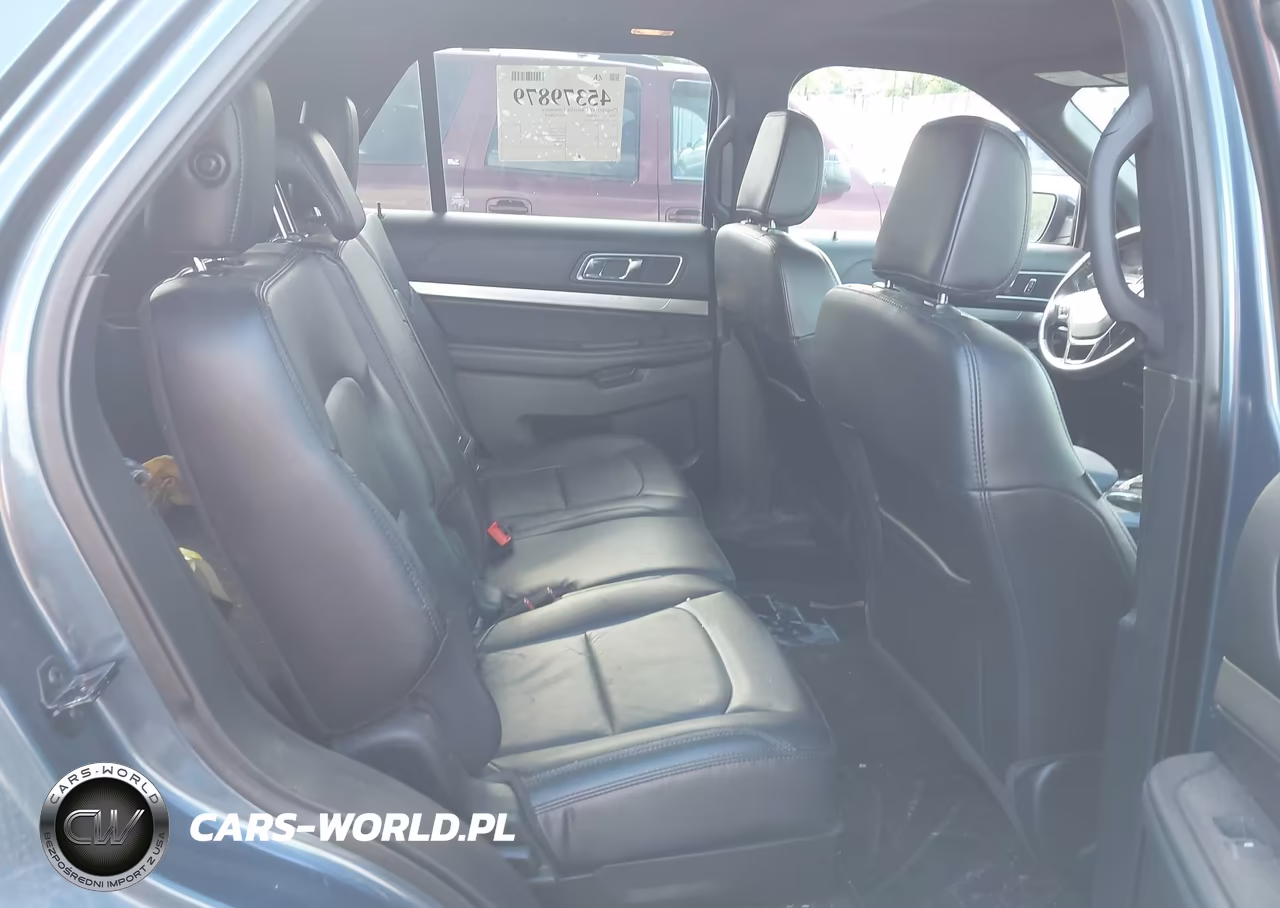 2018 Ford Explorer Xlt VIN:1FM5K8D87JGA40904 - 8