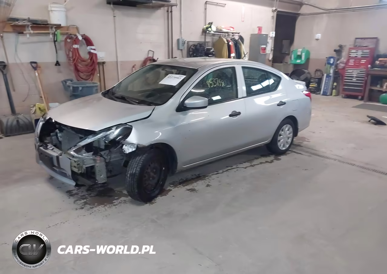 2018 Nissan Versa 1.6 S+ VIN:3N1CN7AP5JL829107 - 2